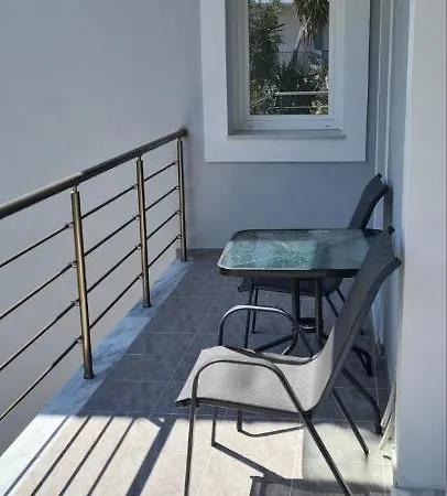 Brand New Cozy Apartment Karlovassi Exterior foto